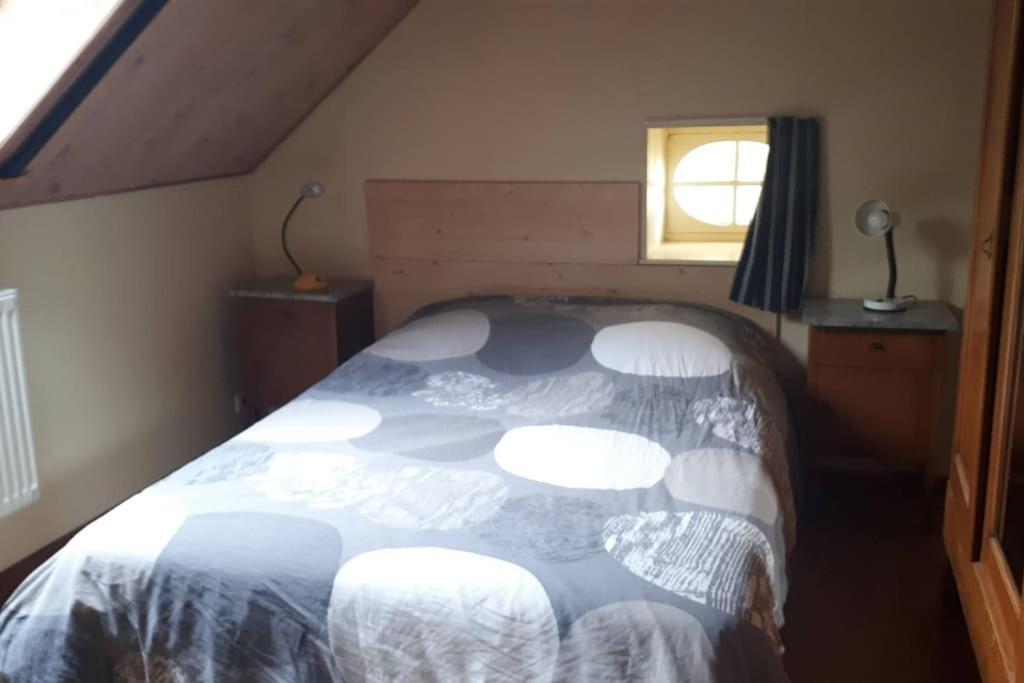 Gite A La Ferme, Avec Animaux, Fromages Et Nature Neuville-les-Decize ภายนอก รูปภาพ